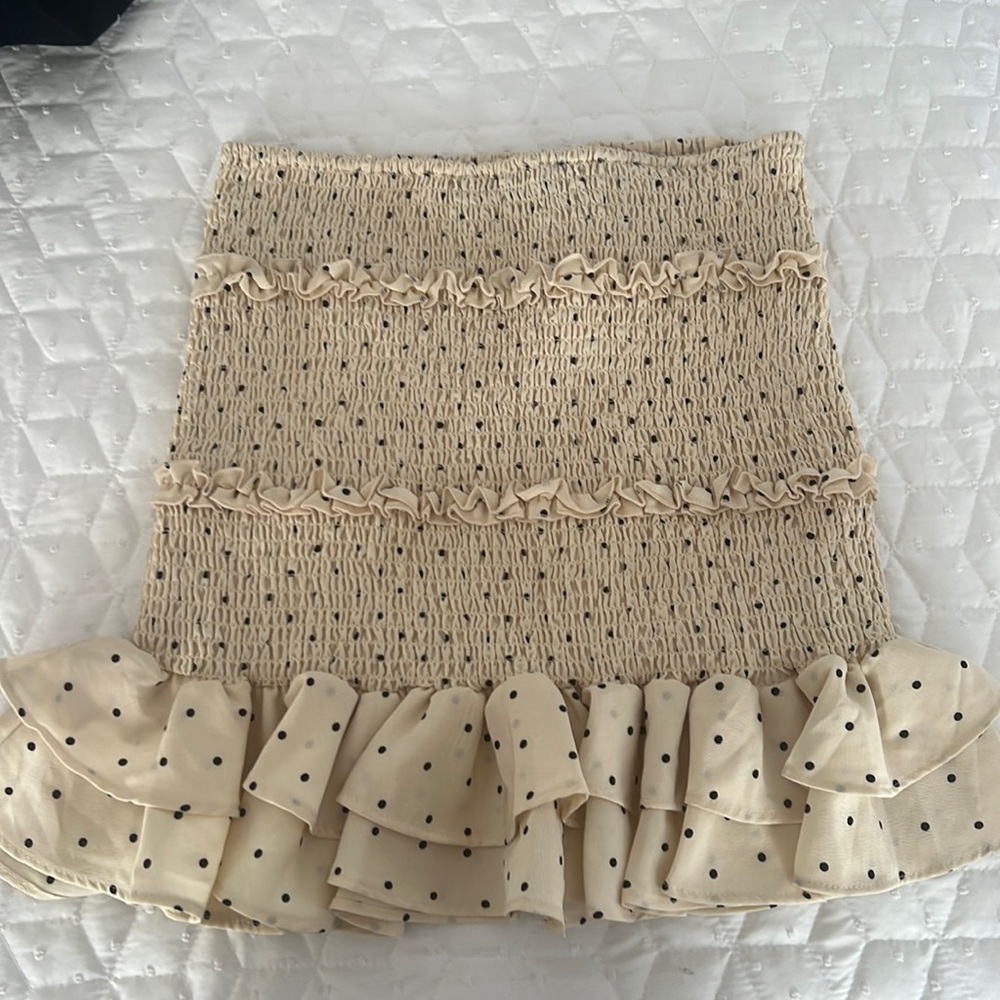 Cute pretty jondie skirt size small